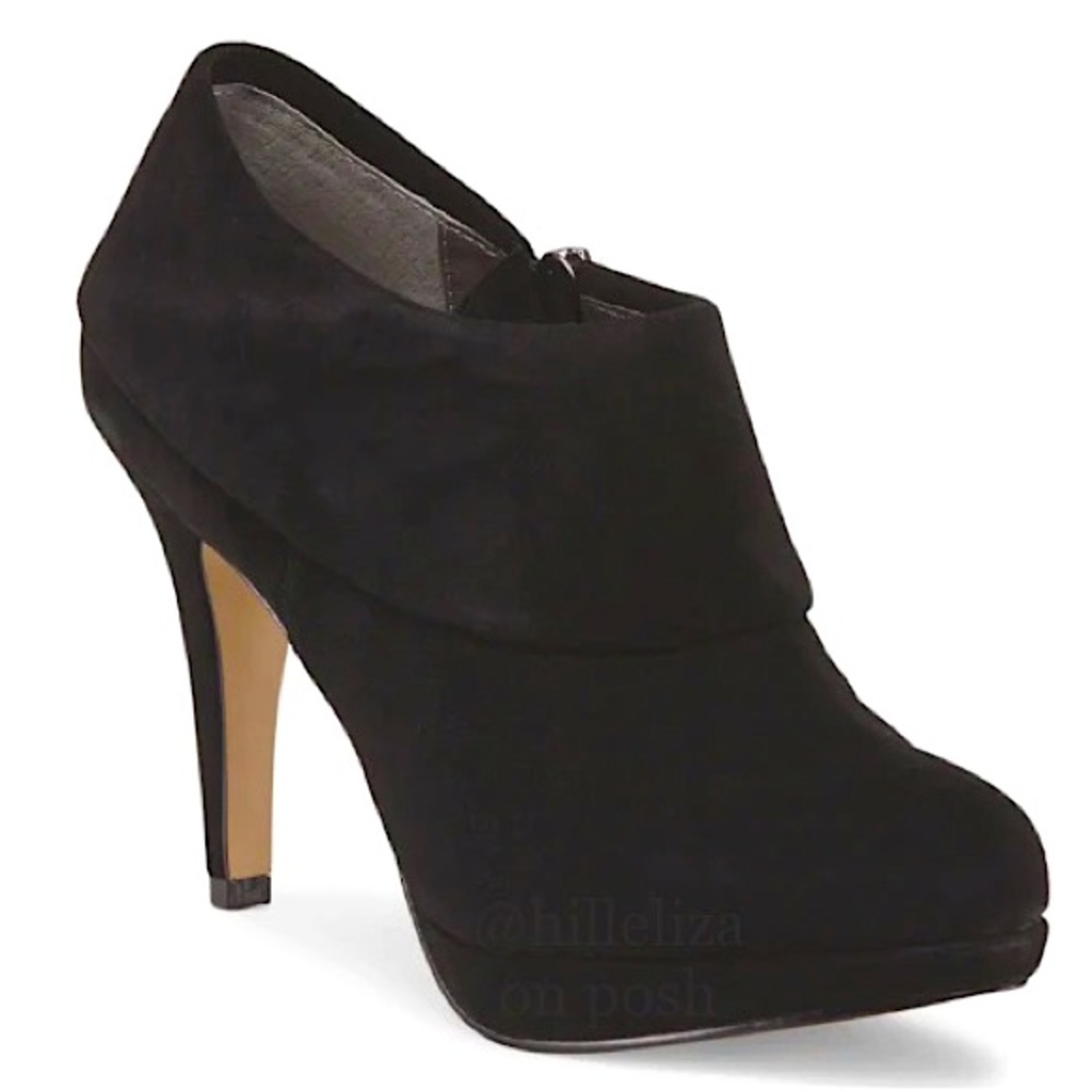 NEW suede Adrienne Vittadini Pasco leather cuff ankle boots 6M